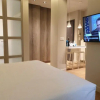 Отель Renovated Apartment with Roof Garden Access, 15 M Walk To Acropolis, фото 4