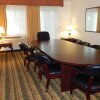 Отель Comfort Inn & Suites Visalia, фото 4