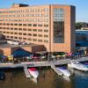 Отель Oshkosh Waterfront Hotel, фото 27