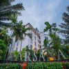 Отель Barsana Hotel & Resort, Siliguri в Багдогре