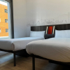 Отель easyHotel Madrid Centro Atocha, фото 17