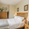 Отель Stakesby House Apartment 3, фото 6