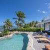 Отель Iggy Blue by Grand Cayman Villas & Condos, фото 1