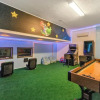 Отель Retro Game Room Private Pool Home By Disney 7 Bedroom Home by RedAwning, фото 34
