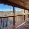 Отель Apple Bear Lodge - Four Bedroom Cabin, фото 6