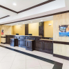 Отель La Quinta Inn & Suites Joshua, фото 10