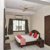 Отель OYO 12854 Hotel Sahara Inn, фото 4