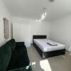 Отель Immaculate 1-bed Studio in London в Лондоне