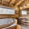Отель The Wildlife Lodge - Great Location! Close To Tanger Outlets! 5 Bedroom Cabin by RedAwning, фото 24