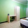 Отель Spot On 2729 Marzan Syariah Guest House, фото 3