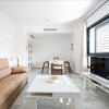 Отель Deluxe Apartment Buharia con Parking, фото 6
