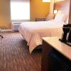 Отель Holiday Inn Express & Suites Surrey, an IHG Hotel, фото 34