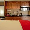 Отель Lake Grassy Inn & Suites, фото 17