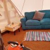 Отель Chestnut Luxury Emperor Bell Tent, With log Burner, фото 3