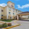 Отель Comfort Suites Terre Haute University Area, фото 38