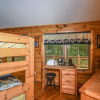 Отель Cozy Cabin 4 Bedroom House, фото 1
