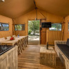 Отель Nice Safari Tent With Kitchen, 8 km. From Helmond, фото 3