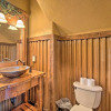 Отель Luxe Mccall Cabin w/ Hot Tub ~ 8 Mi to Skiing, фото 7