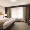 Отель Country Inn & Suites by Radisson, Roanoke, VA, фото 3
