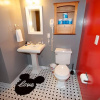 Отель Rapunzel's Tower 6 Bedrooms 4 Bathrooms Home, фото 8