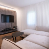 Отель Spacious 4BD House w Pool in Hezliya, фото 6