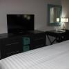 Отель Holiday Inn Express & Suites Shawnee-Kansas City West, an IHG Hotel, фото 1