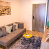 Отель Apartment 450m from BTS with Sky Pool - bkbloft5, фото 16