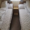 Отель Lovely 2-bed Caravan in Walton on the Naze, фото 2