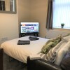 Отель Welcoming Spacious 2-bedroom House in St Helens, фото 6