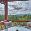 Отель 'frog Leap' Hiawassee Cabin w/ Blue Ridge Mtn View, фото 7