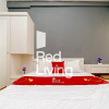 Отель RedLiving Apartemen Transpark Juanda - TPJ Rooms Tower Jade with Netflix, фото 3