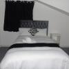 Отель Lovely 1-bed Apartment in Bolton, фото 7