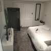 Отель Hidden Treasure- 2 Beds Sleeps 3 Gillingham, фото 4