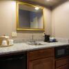 Отель Hampton Inn Hadley-Amherst Area, фото 13