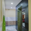 Отель OYO 10450 Breeze inn, фото 9