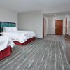 Отель Hampton Inn & Suites Charlotte North I 485, фото 3