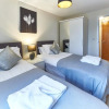 Отель ShortstayMK Vizion apartments, with free superfast wi-fi, parking, Sky sports and movies, фото 6
