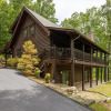 Отель Wolf Den 4 Bedroom Cabin by Redawning, фото 20