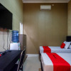 Отель RedDoorz Syariah near PLTU Cilacap, фото 24