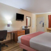 Отель Rodeway Inn & Suites, фото 5