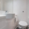 Отель Central Modern 6BR APT With Fast Wifi - Sleeps 6, фото 10