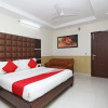 Отель OYO 2295 Hotel Razia Inn, фото 5