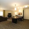 Отель Candlewood Suites East Lansing, an IHG Hotel, фото 14