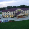 Отель Country View Inn & Suites, фото 1