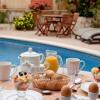 Отель Lellux Bed and Breakfast, фото 9