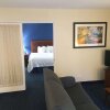 Отель Doral Inn & Suites Miami Airport West, фото 2