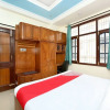 Отель OYO 11905 Home Royal View Sec 6, фото 5