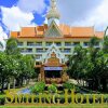 Отель Smiling Hotel в Сиемреапе