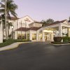 Отель Hilton Garden Inn Boca Raton в Бока-Ратоне