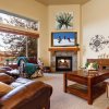 Отель 4BR/3.5BA Remarkable Bear Hollow Townhome by RedAwning, фото 2